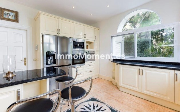 Resale - Detached villa - Benahavís - La Quinta
