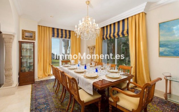 Resale - Detached villa - Benahavís - La Quinta