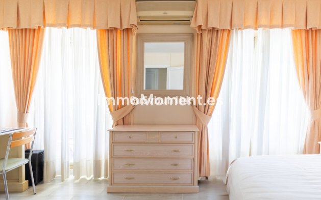 Wiederverkauf - Wohnung - Fuengirola - Fuengirola Centro