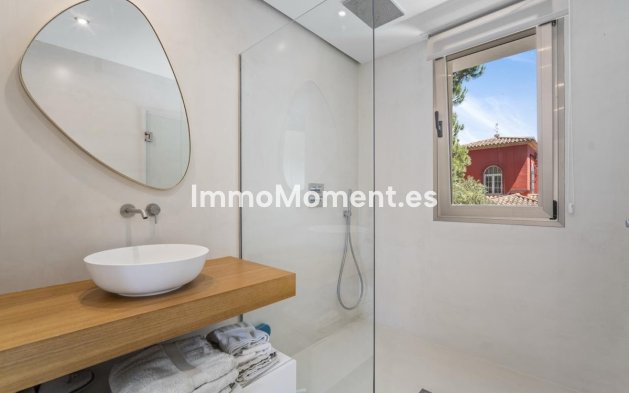Wiederverkauf - Freistehende Villa - Marbella - Las Chapas