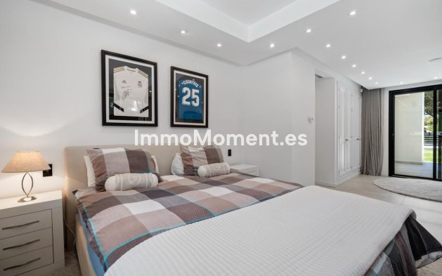 Wiederverkauf - Freistehende Villa - Marbella - Las Chapas