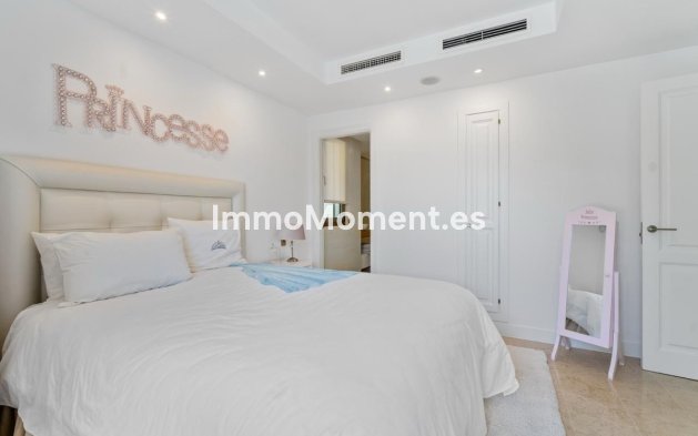 Wiederverkauf - Freistehende Villa - Marbella - Las Chapas