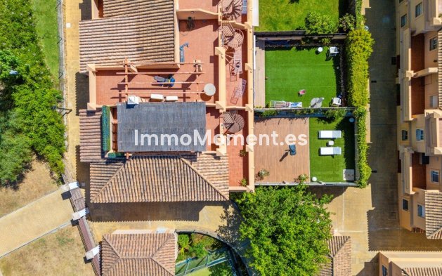 Wiederverkauf - Freistehende Villa - Estepona  - Estepona Centro