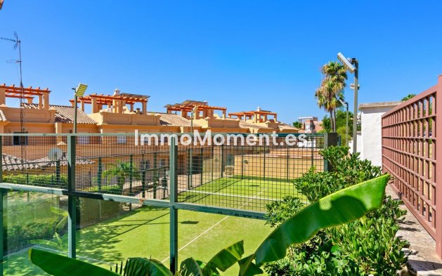 Wiederverkauf - Freistehende Villa - Estepona  - Estepona Centro