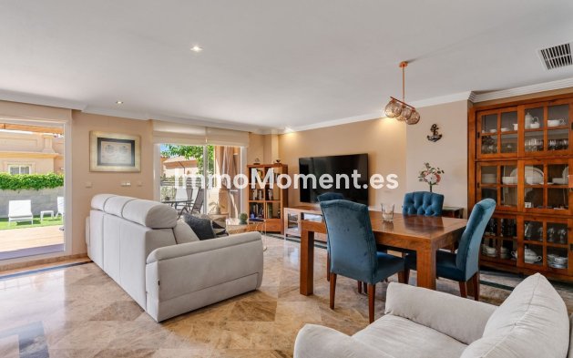 Wiederverkauf - Freistehende Villa - Estepona  - Estepona Centro