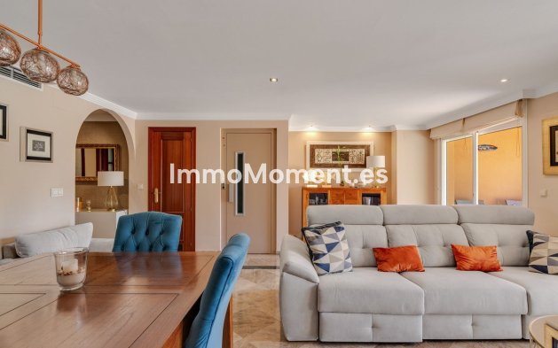 Wiederverkauf - Freistehende Villa - Estepona  - Estepona Centro