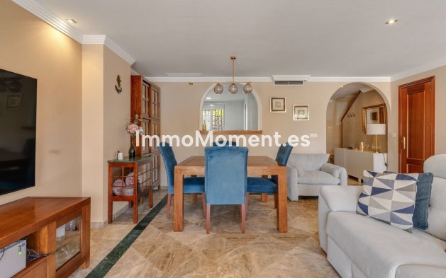 Wiederverkauf - Freistehende Villa - Estepona  - Estepona Centro
