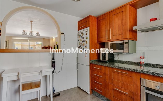 Wiederverkauf - Freistehende Villa - Estepona  - Estepona Centro