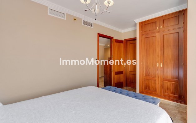 Wiederverkauf - Freistehende Villa - Estepona  - Estepona Centro
