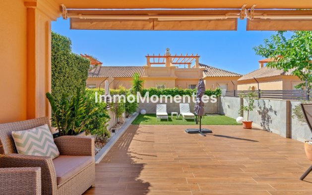 Wiederverkauf - Freistehende Villa - Estepona  - Estepona Centro