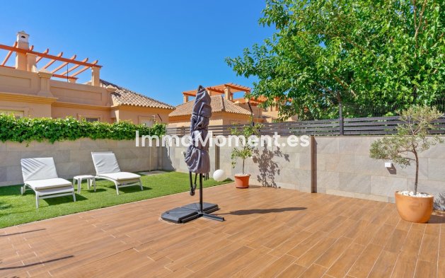 Wiederverkauf - Freistehende Villa - Estepona  - Estepona Centro