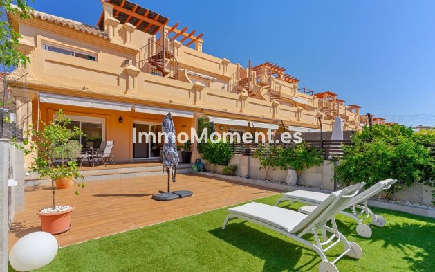 Wiederverkauf - Freistehende Villa - Estepona  - Estepona Centro
