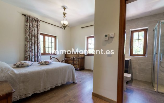 Resale - Detached villa - Marbella - El Rosario