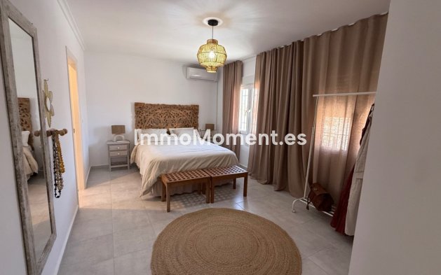 Resale - Detached villa - Torrevieja - Torrevieja Centro