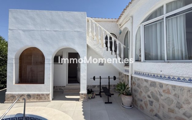 Resale - Detached villa - Torrevieja - Torrevieja Centro