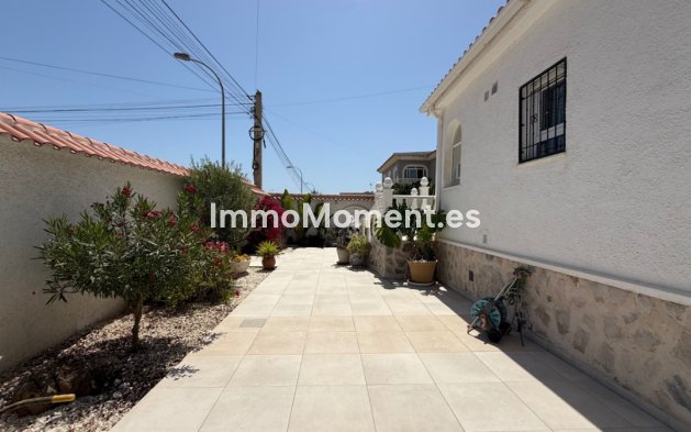 Resale - Detached villa - Torrevieja - Torrevieja Centro