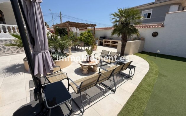 Resale - Detached villa - Torrevieja - Torrevieja Centro