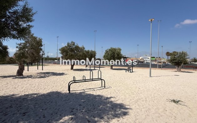 Resale - Detached villa - Torrevieja - Torrevieja Centro