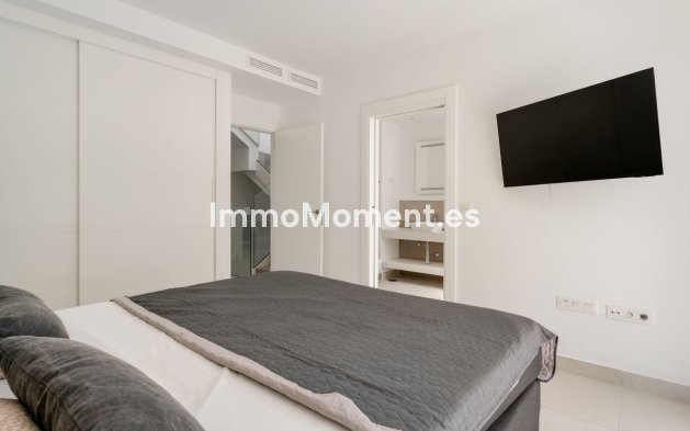 Resale - Townhouse - Estepona - Estepona Centro
