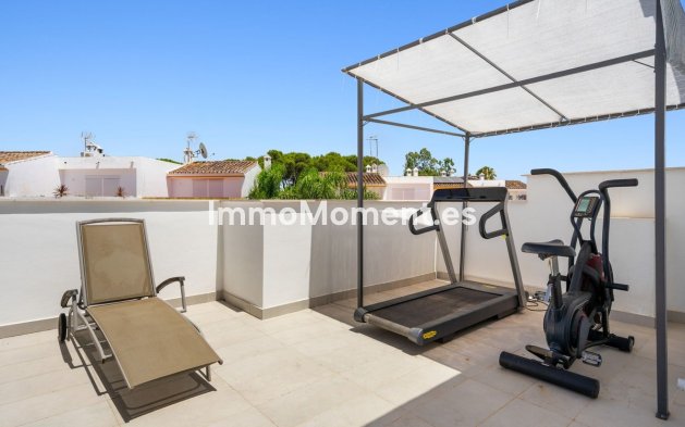 Resale - Townhouse - Estepona - Estepona Centro