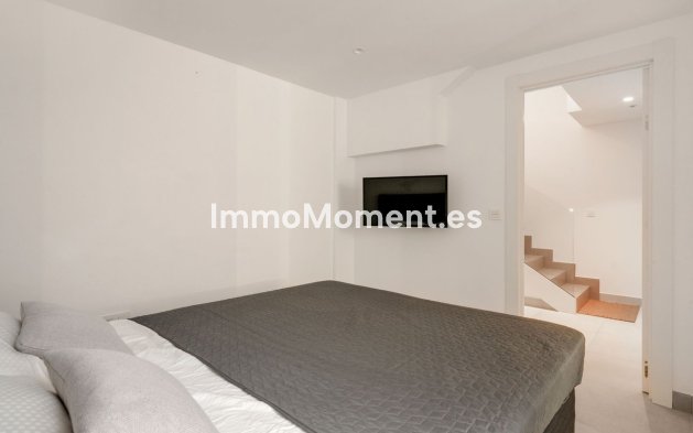 Resale - Townhouse - Estepona - Estepona Centro