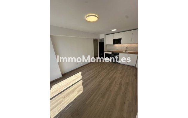 Resale - Apartment - Benalmadena - Benalmadena Costa