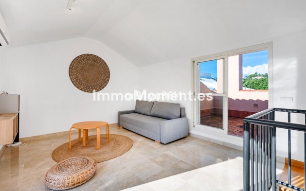 Resale - Apartment - Marbella - Marbesa