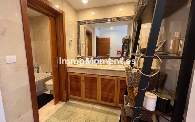 Resale - Townhouse - Estepona - Estepona Centro