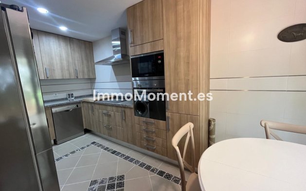 Resale - Townhouse - Estepona - Estepona Centro