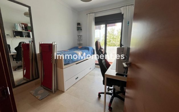 Resale - Townhouse - Estepona - Estepona Centro