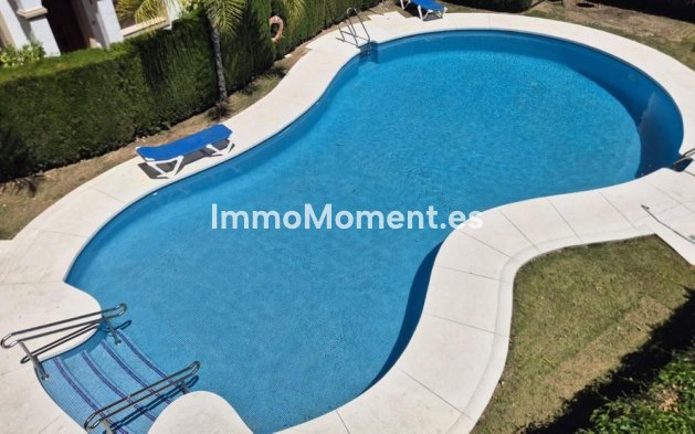 Resale - Townhouse - Estepona - Estepona Centro