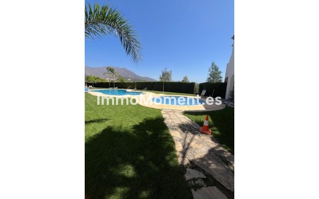 Resale - Townhouse - Estepona - Estepona Centro