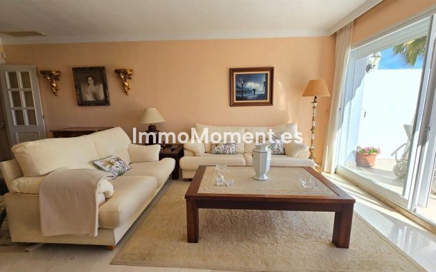 Resale - Apartment - Benahavís - La Quinta