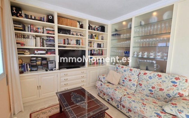 Resale - Apartment - Benahavís - La Quinta