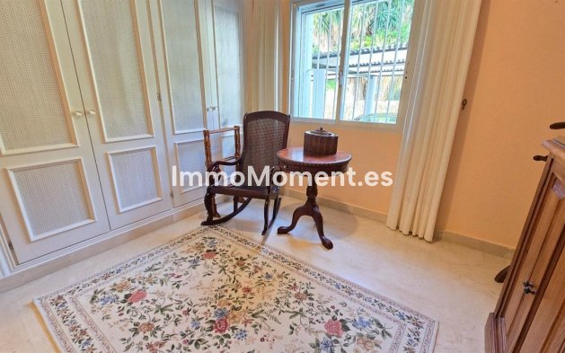 Resale - Apartment - Benahavís - La Quinta