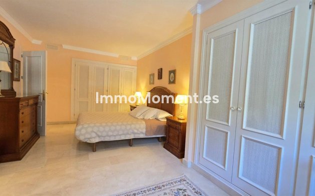 Resale - Apartment - Benahavís - La Quinta
