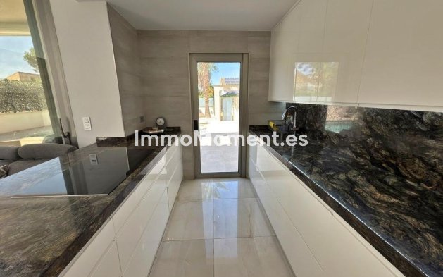 Resale - Detached villa - Orihuela - Villamartín