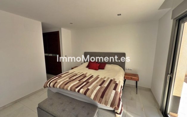 Resale - Detached villa - Orihuela - Villamartín