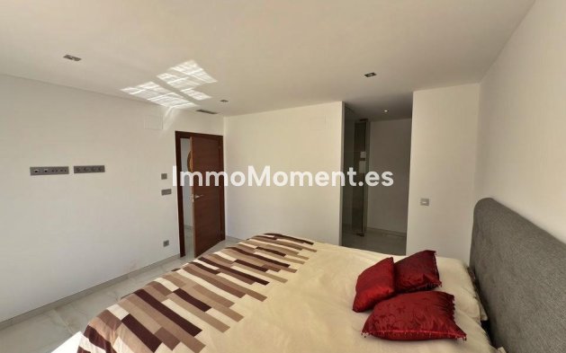 Resale - Detached villa - Orihuela - Villamartín