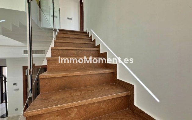 Resale - Detached villa - Orihuela - Villamartín