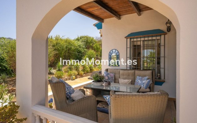Resale - Detached villa - Inland  - Alhaurín el Grande Centro