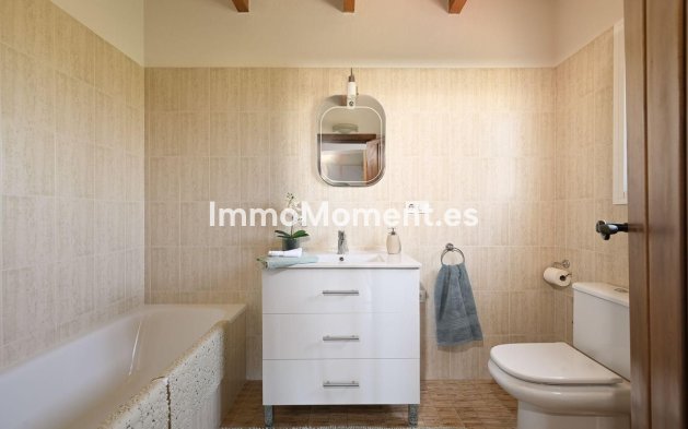 Resale - Detached villa - Inland  - Alhaurín el Grande Centro