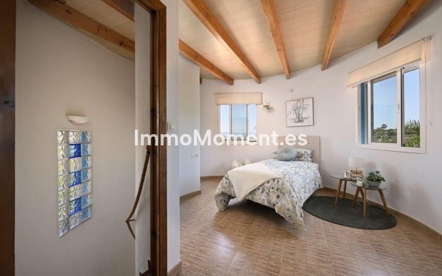 Resale - Detached villa - Inland  - Alhaurín el Grande Centro