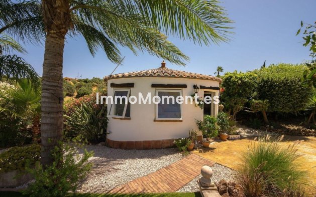 Resale - Detached villa - Inland  - Alhaurín el Grande Centro