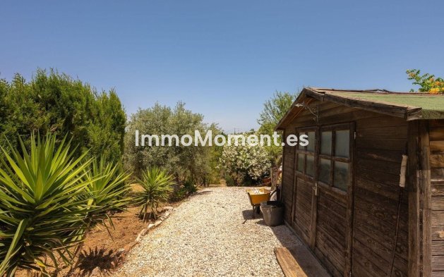 Resale - Detached villa - Inland  - Alhaurín el Grande Centro