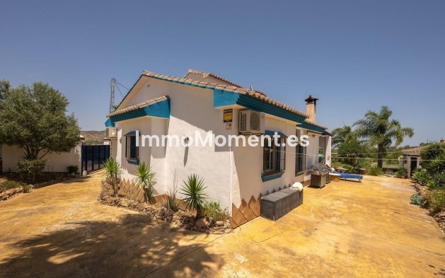 Resale - Detached villa - Inland  - Alhaurín el Grande Centro