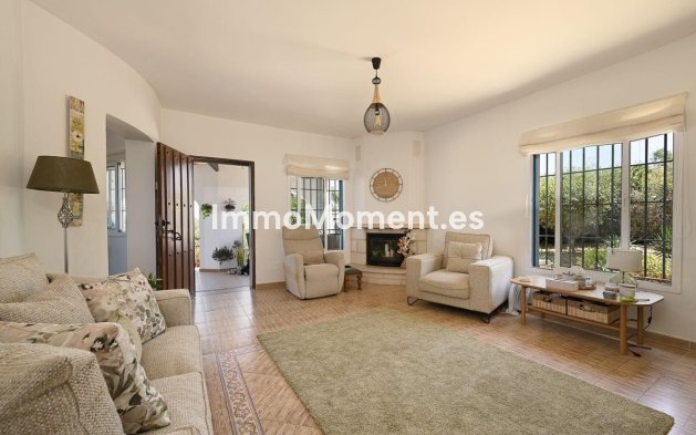 Resale - Detached villa - Inland  - Alhaurín el Grande Centro