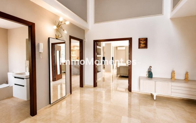 Resale - Detached villa - Marbella - Guadalmina Alta