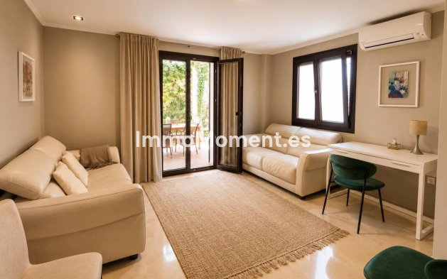 Resale - Detached villa - Marbella - Guadalmina Alta