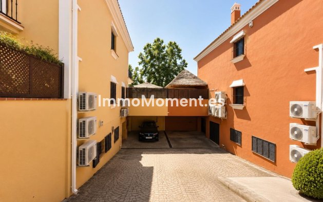 Resale - Detached villa - Marbella - Guadalmina Alta